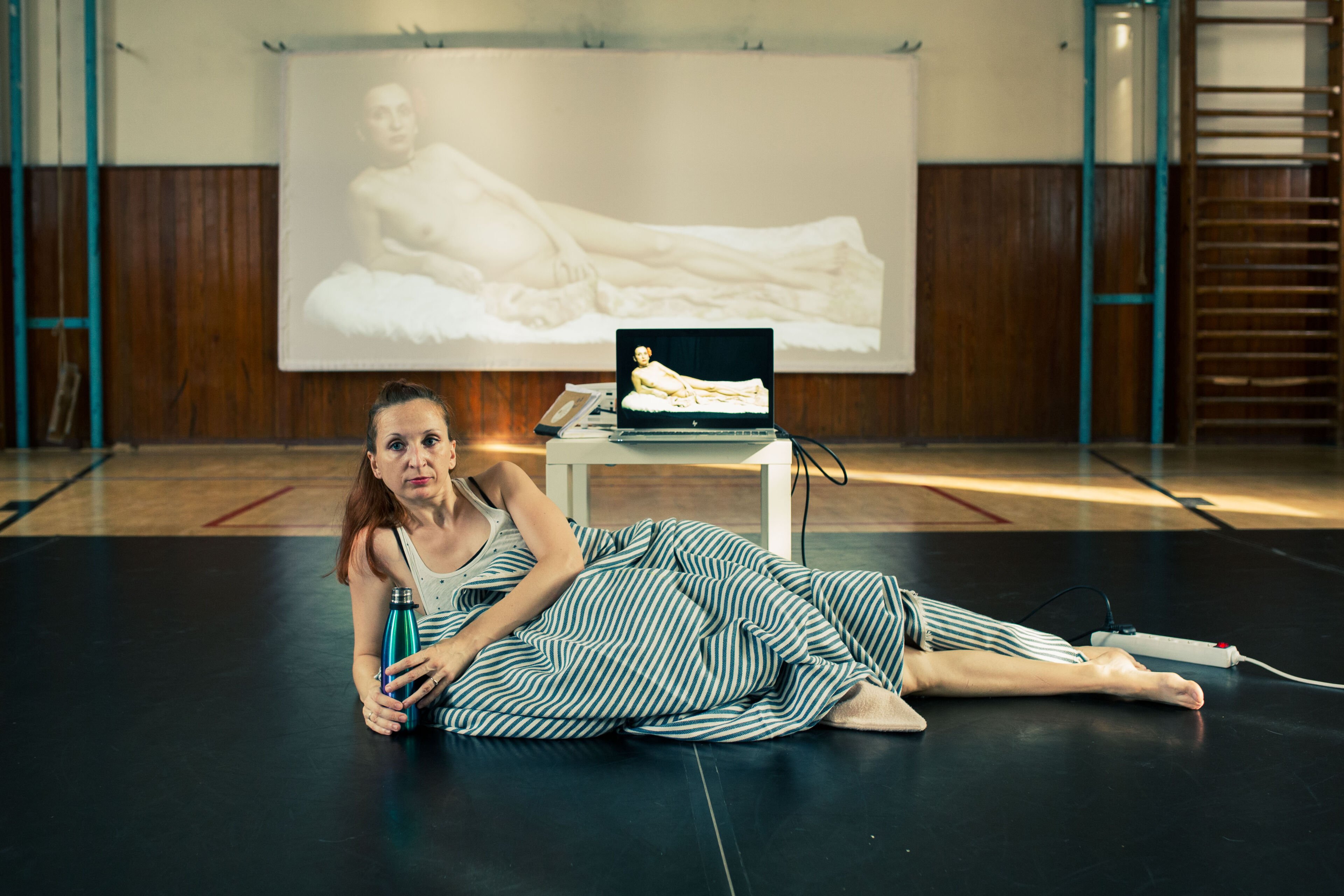 Anna Wańtuch, performance Mother Suckers, fot. Filip Wańtuch